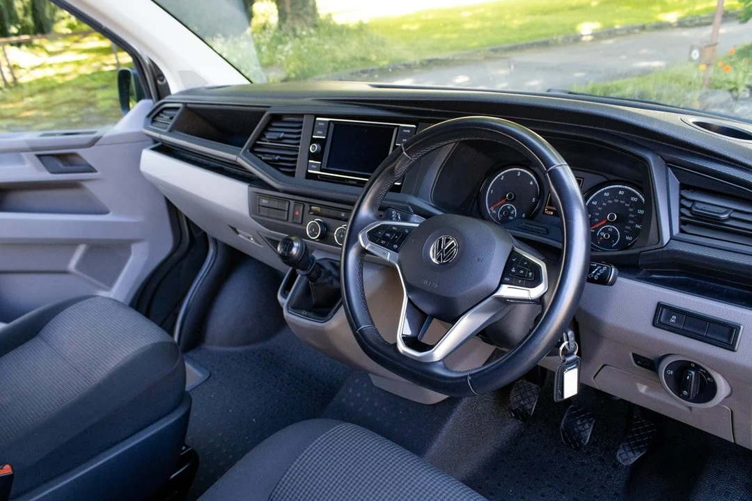 2020 Volkswagen EuroVan - Image 26 of 30