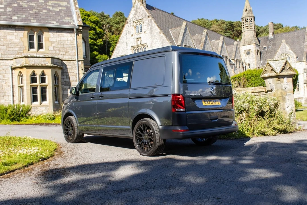 2020 Volkswagen EuroVan - Image 15 of 30