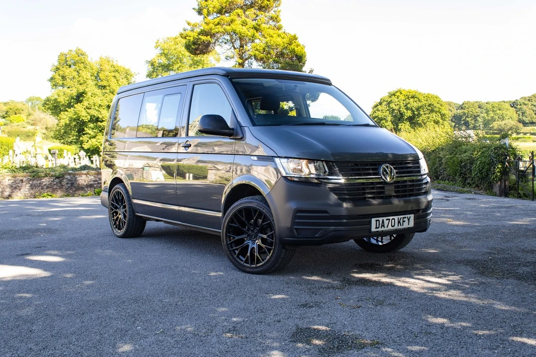 2020 Volkswagen EuroVan - Image 2 of 30