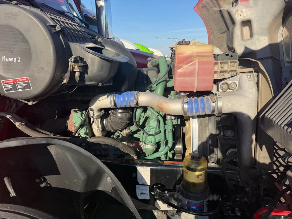 2020 Volvo 760 - Image 14 of 19