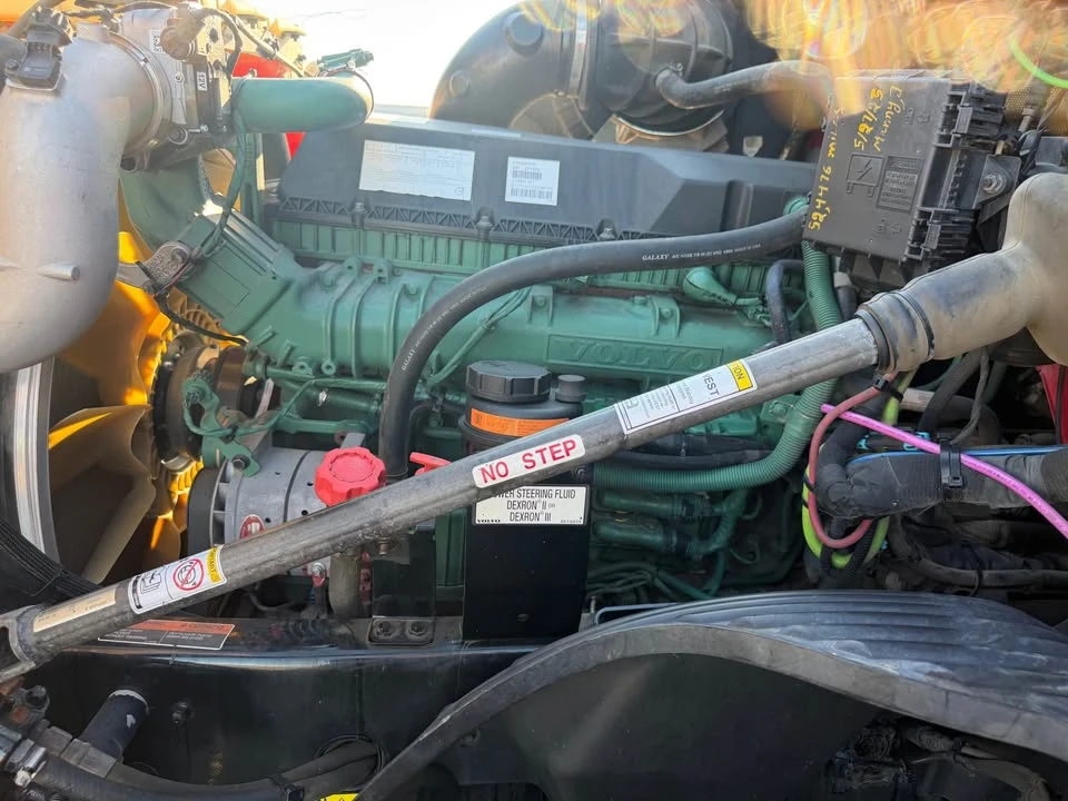 2020 Volvo 760 - Image 16 of 19
