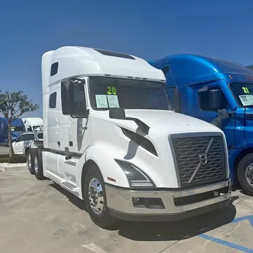 2020 Volvo VNL