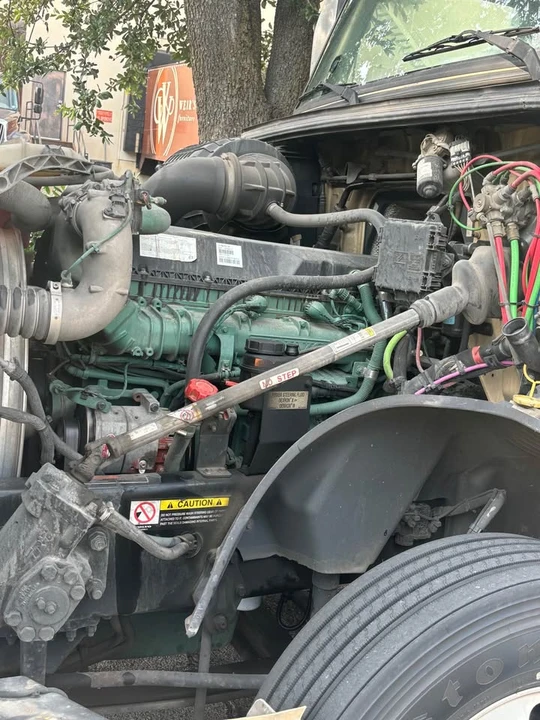 2020 Volvo 850 Series - Image 10 of 11