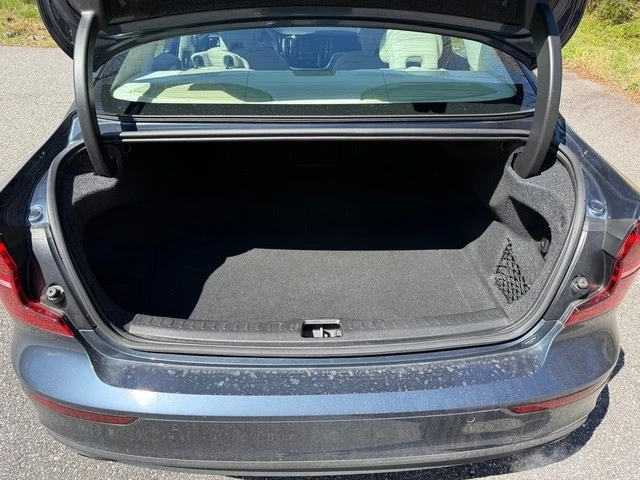 2020 Volvo S60 3rd Gen - Image 15 of 21
