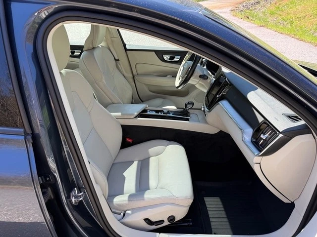 2020 Volvo S60 3rd Gen - Image 18 of 21