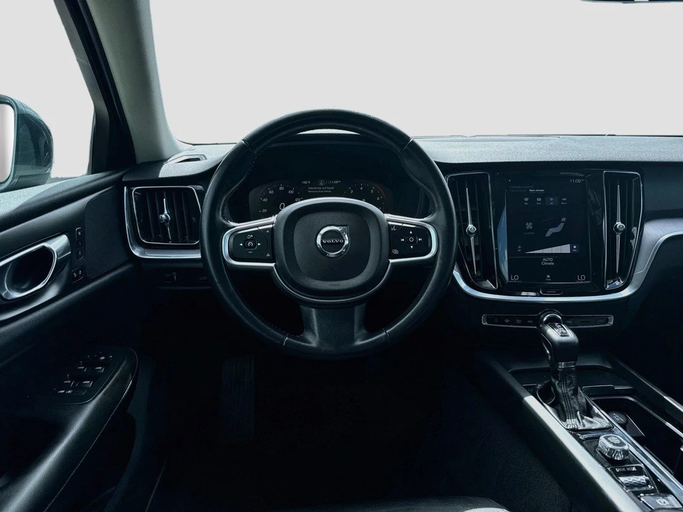 2020 Volvo S60 3rd Gen - Image 12 of 31