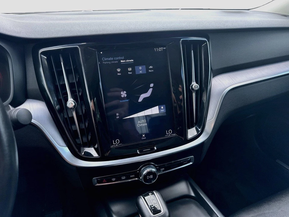 2020 Volvo S60 3rd Gen - Image 22 of 31