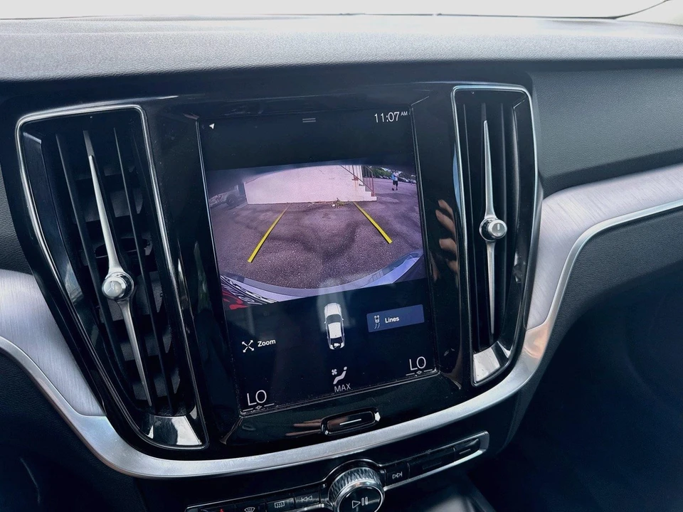 2020 Volvo S60 3rd Gen - Image 19 of 31