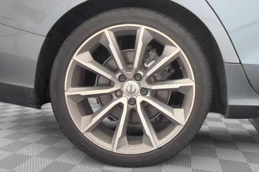 2020 Volvo S60 3rd Gen - Image 3 of 8