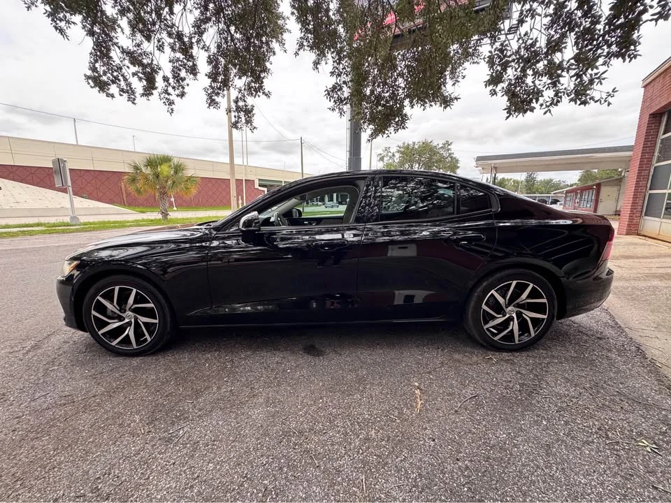 2020 Volvo S60 3rd Gen - Image 3 of 9