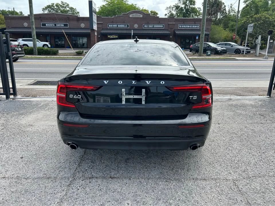 2020 Volvo S60 3rd Gen - Image 6 of 10