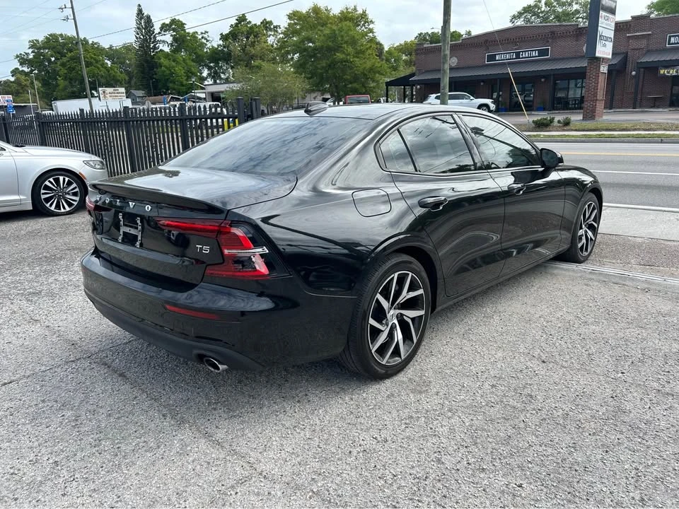 2020 Volvo S60 3rd Gen - Image 5 of 10
