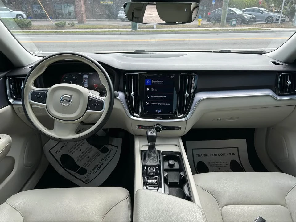 2020 Volvo S60 3rd Gen - Image 9 of 10