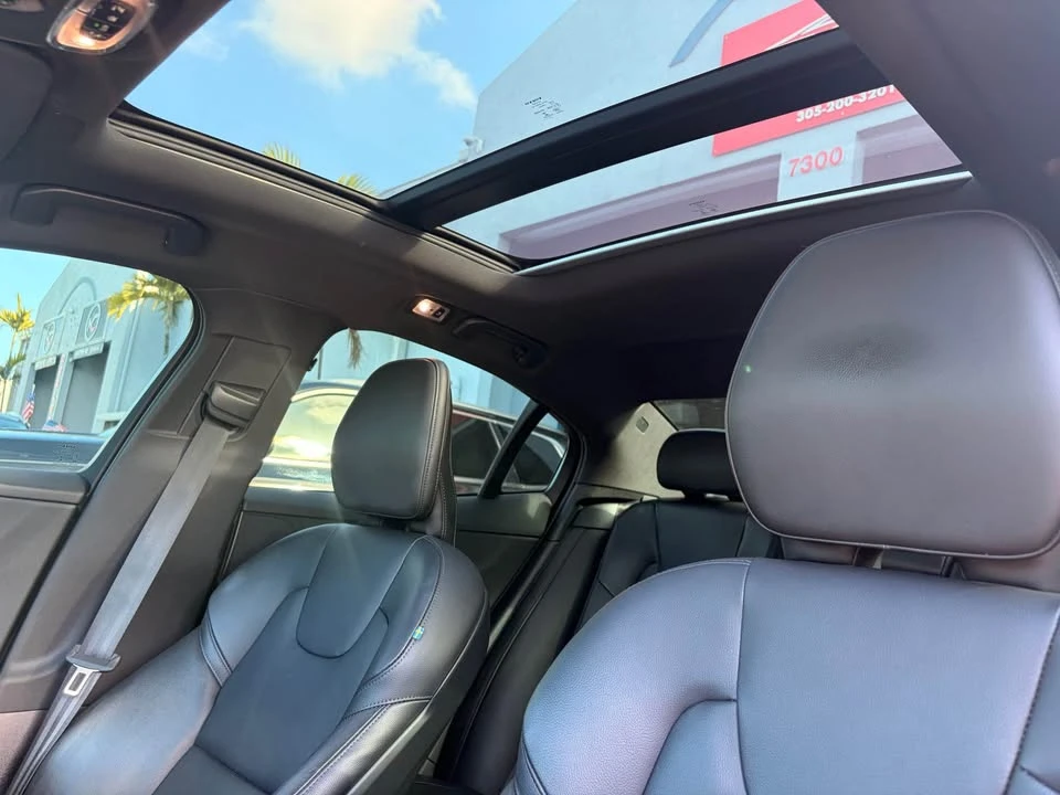 2020 Volvo S60 3rd Gen - Image 10 of 18
