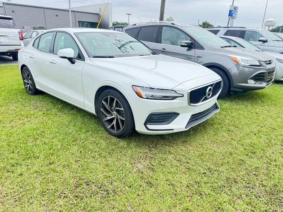 2020 Volvo S60 3rd Gen - Image 5 of 9