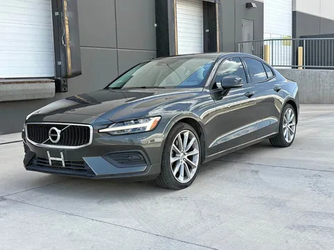 2020 Volvo S60 T5 Momentum Sedan 4D
