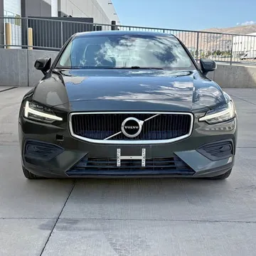 2020 Volvo S60 T5 Momentum Sedan 4D