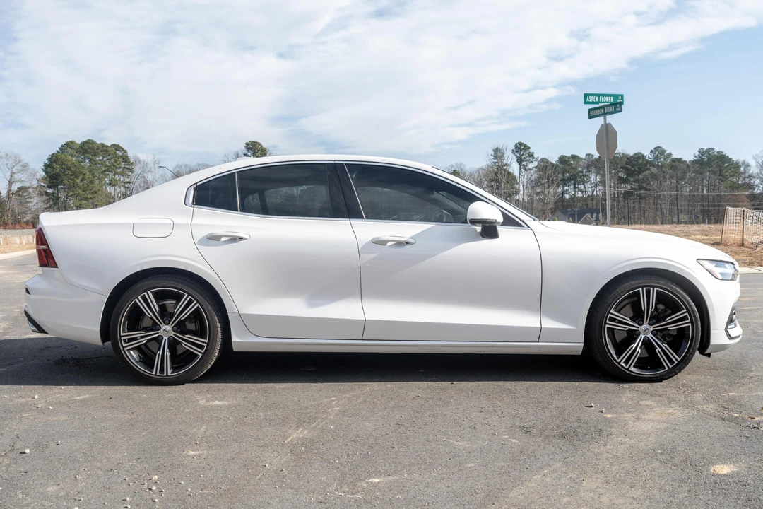 2020 Volvo S60 3rd Gen - Image 3 of 31