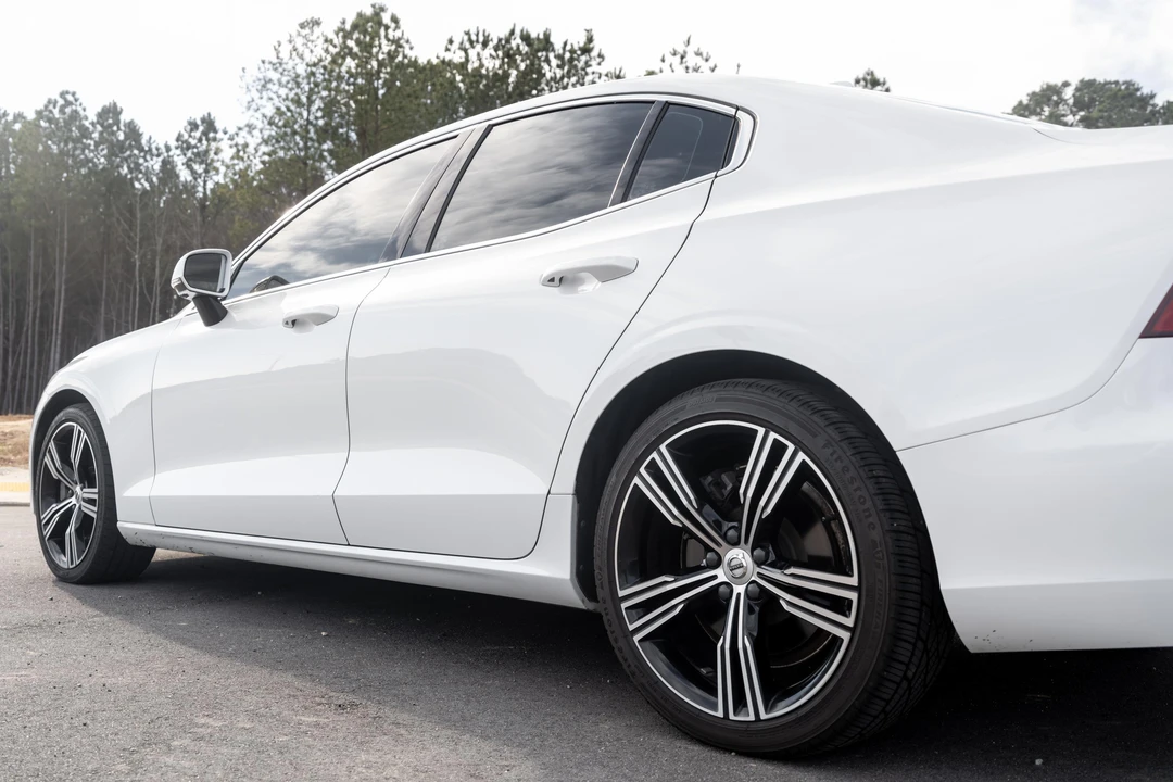2020 Volvo S60 3rd Gen - Image 21 of 31