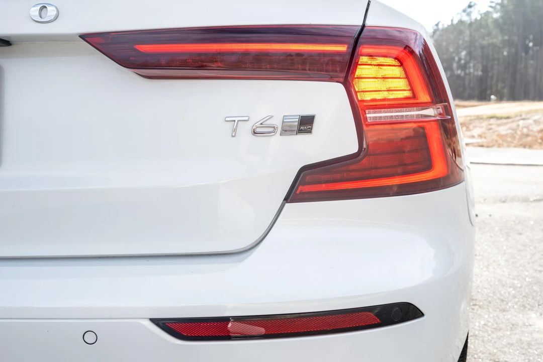 2020 Volvo S60 3rd Gen - Image 26 of 31