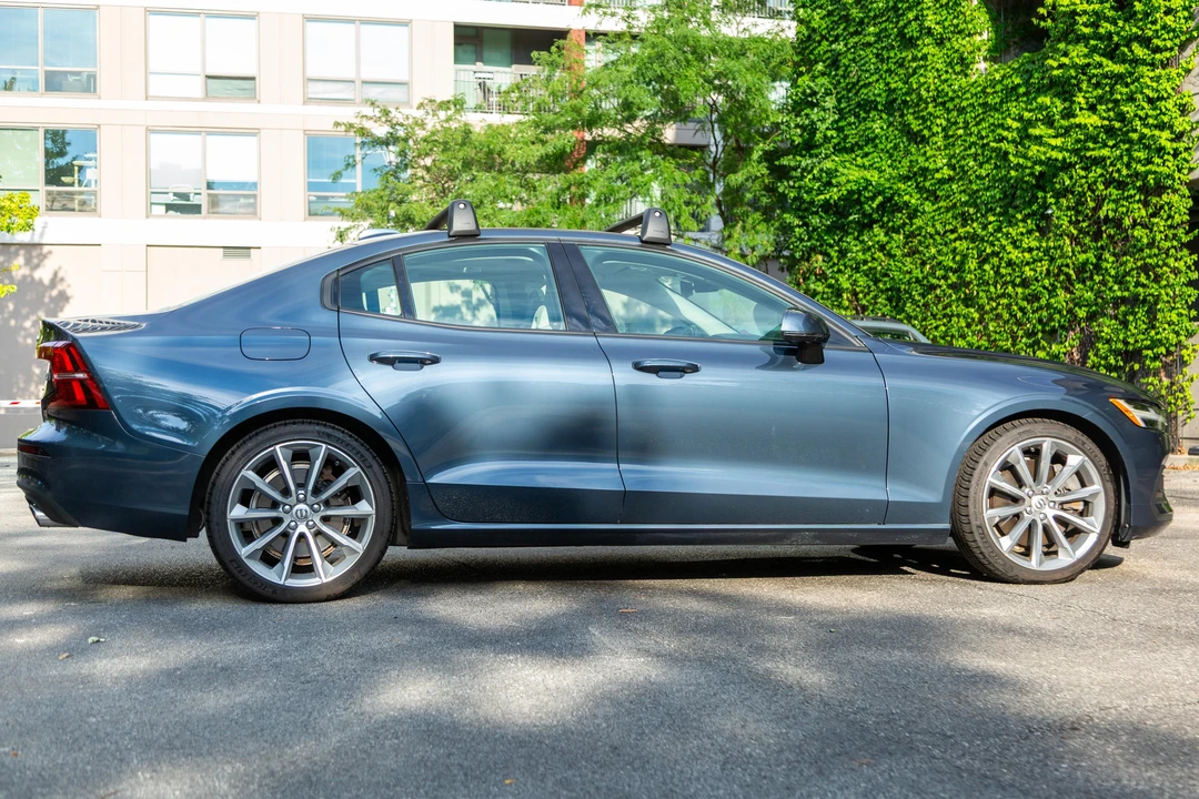 2020 Volvo S60 3rd Gen - Image 3 of 31