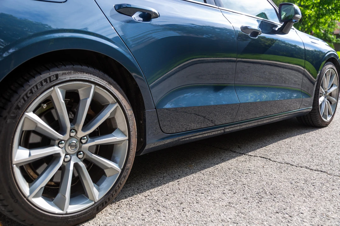 2020 Volvo S60 3rd Gen - Image 15 of 31