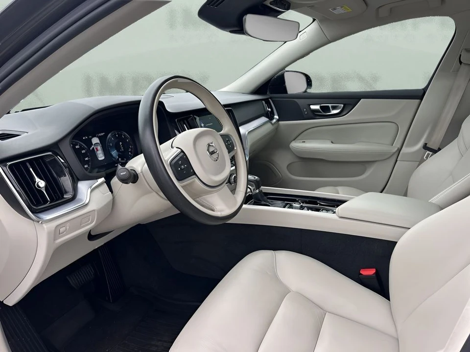 2020 Volvo S60 3rd Gen - Image 9 of 12