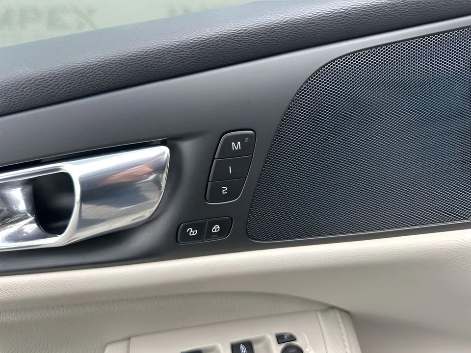 2020 Volvo S60 3rd Gen - Image 11 of 12