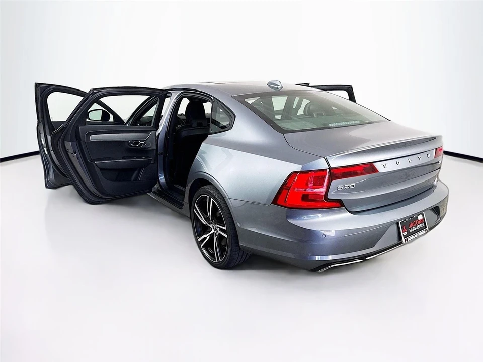 2020 Volvo S90 - Image 17 of 21