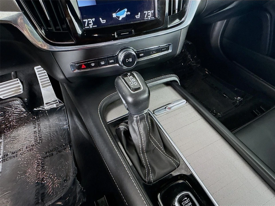 2020 Volvo S90 - Image 18 of 21