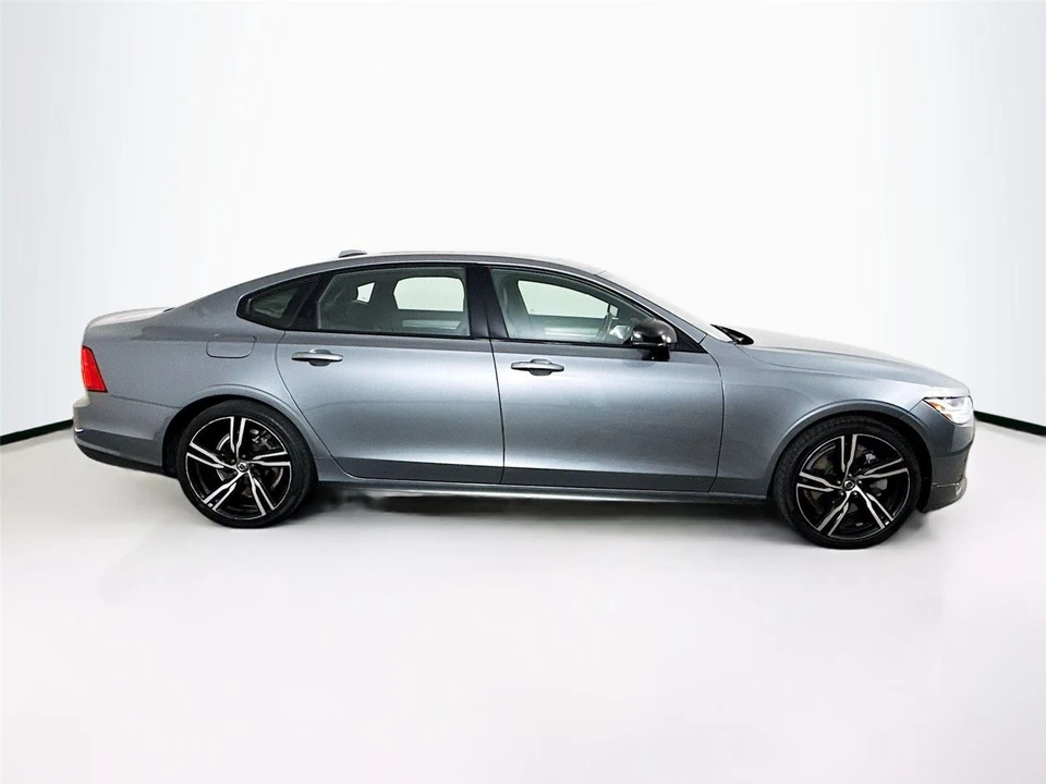 2020 Volvo S90 - Image 13 of 17