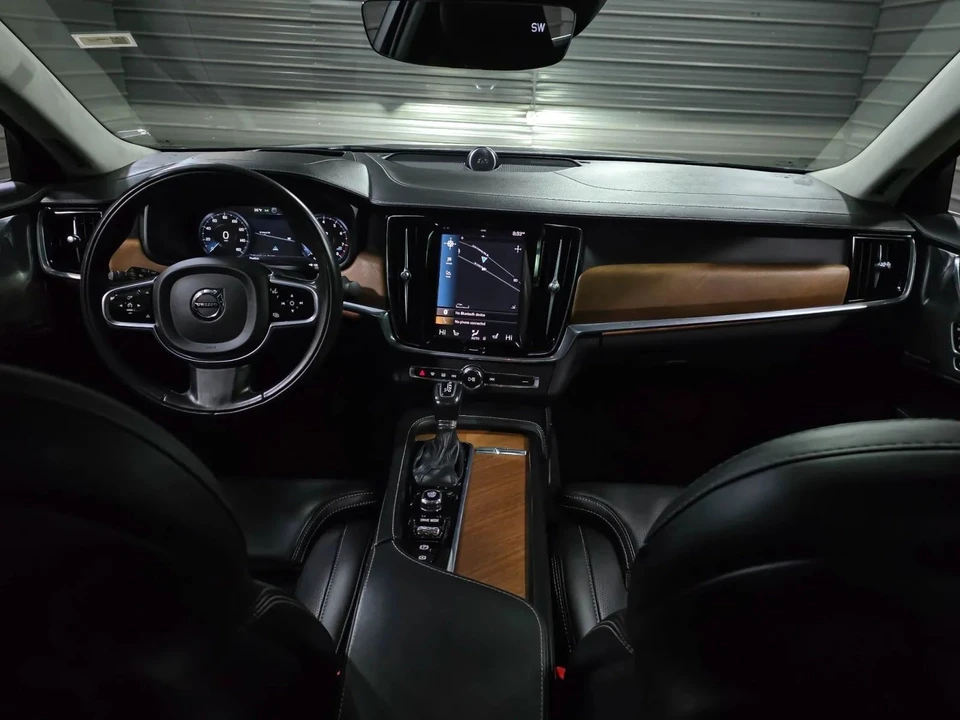 2020 Volvo S90 - Image 11 of 12