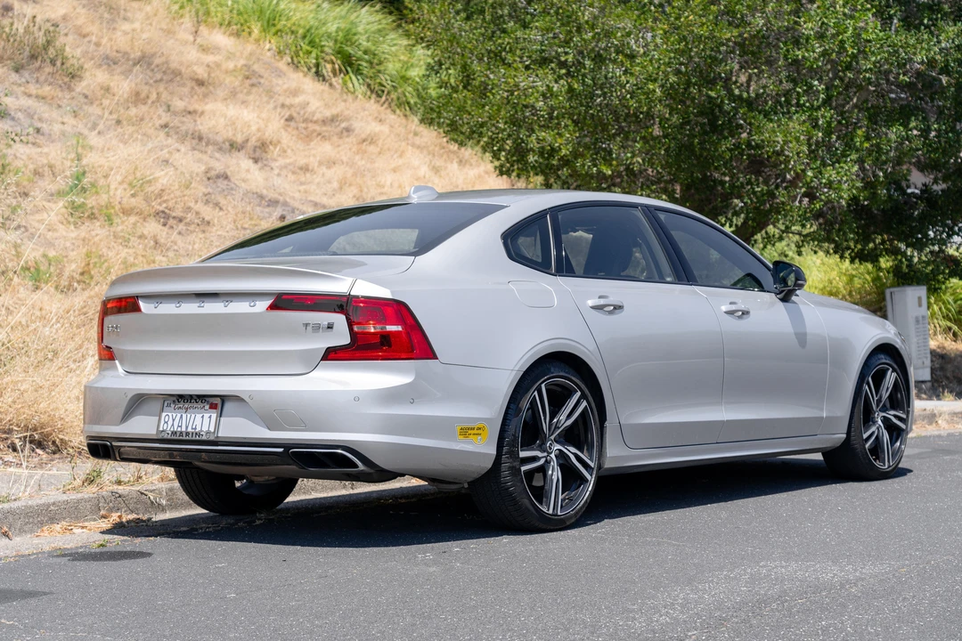 2020 Volvo S90 - Image 9 of 31