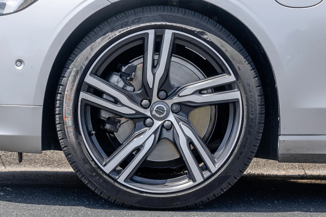 2020 Volvo S90 - Image 25 of 31