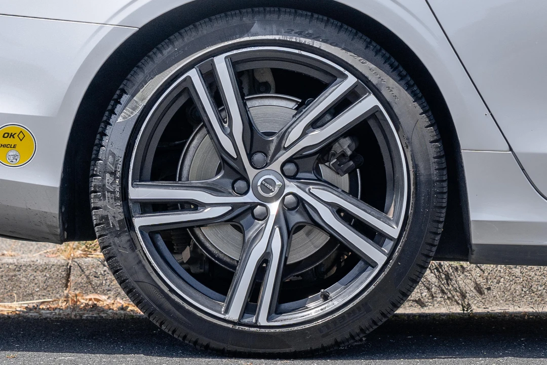 2020 Volvo S90 - Image 27 of 31