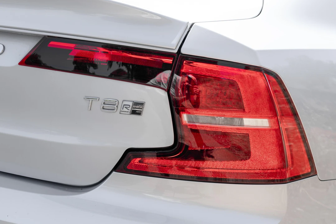2020 Volvo S90 - Image 21 of 31