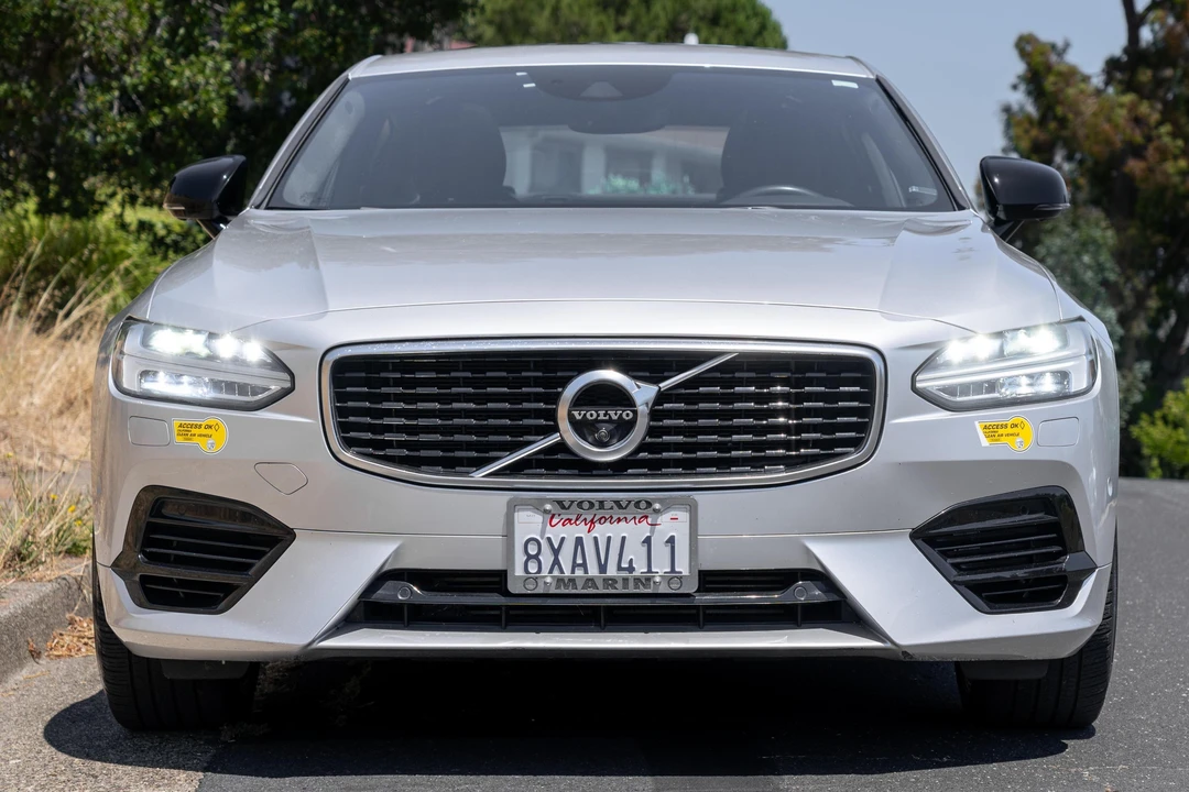 2020 Volvo S90 - Image 2 of 31