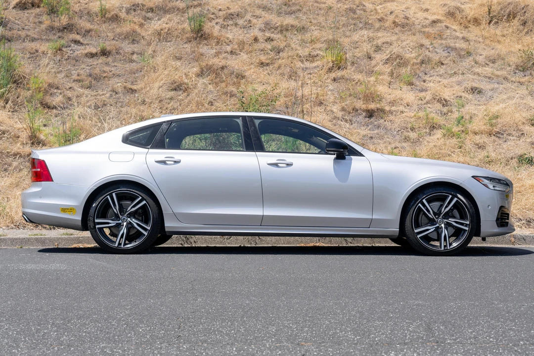 2020 Volvo S90 - Image 3 of 31