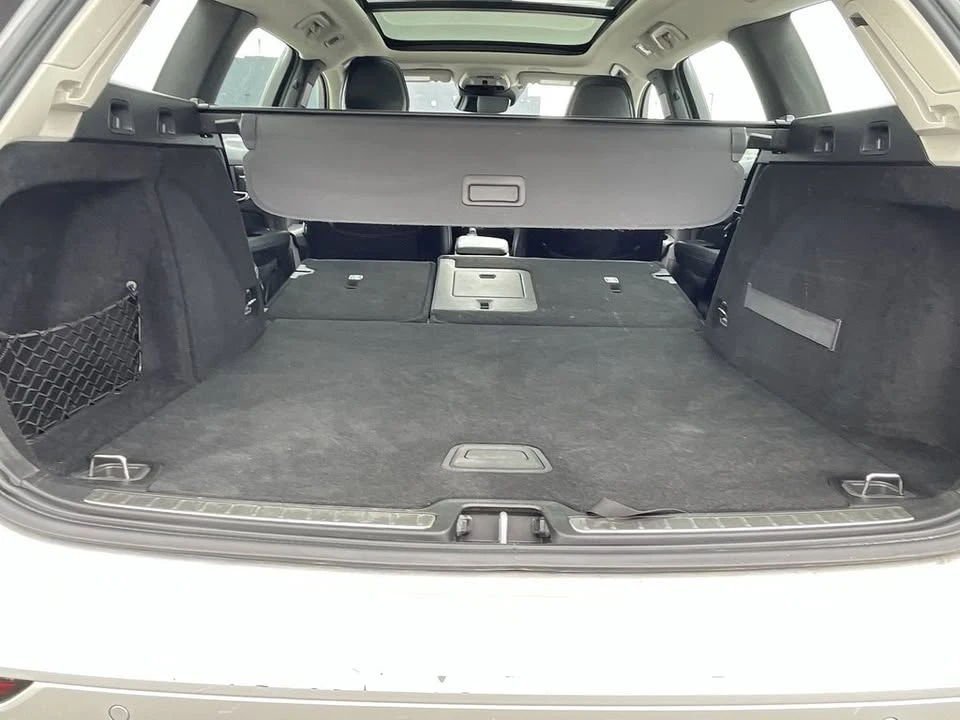 2020 Volvo V60 2nd Gen - Image 8 of 16