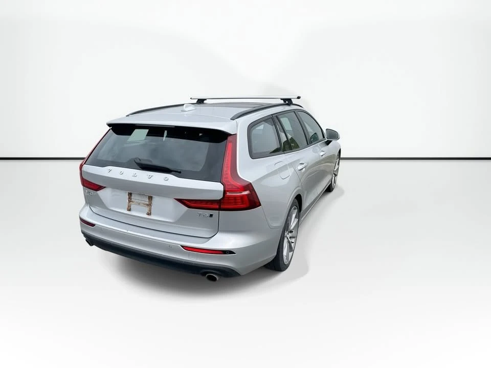 2020 Volvo V60 2nd Gen - Image 9 of 16