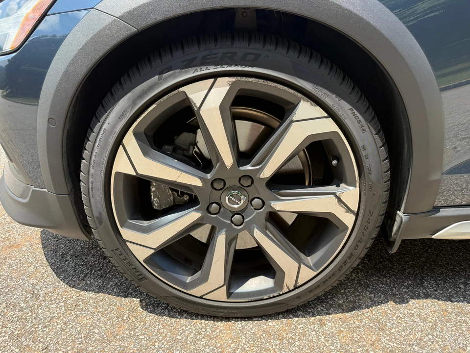 2020 Volvo V60 2nd Gen - Image 29 of 31