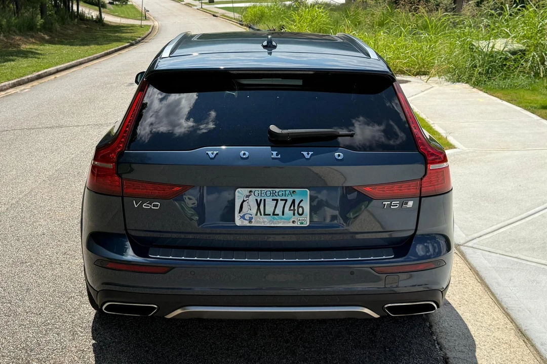 2020 Volvo V60 2nd Gen - Image 5 of 31