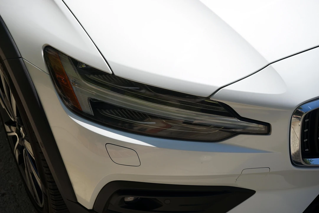 2020 Volvo V60 2nd Gen - Image 21 of 25
