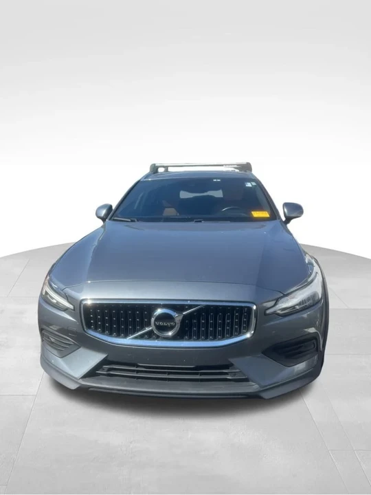 2020 Volvo V60 2nd Gen - Image 3 of 12