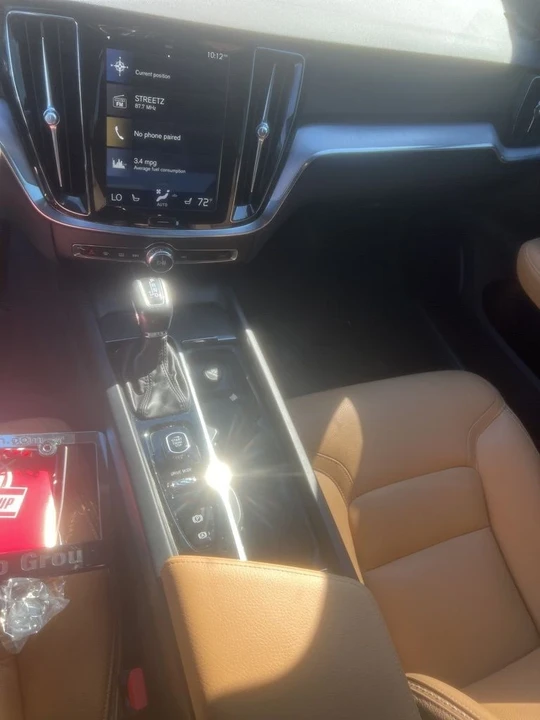 2020 Volvo V60 2nd Gen - Image 11 of 12
