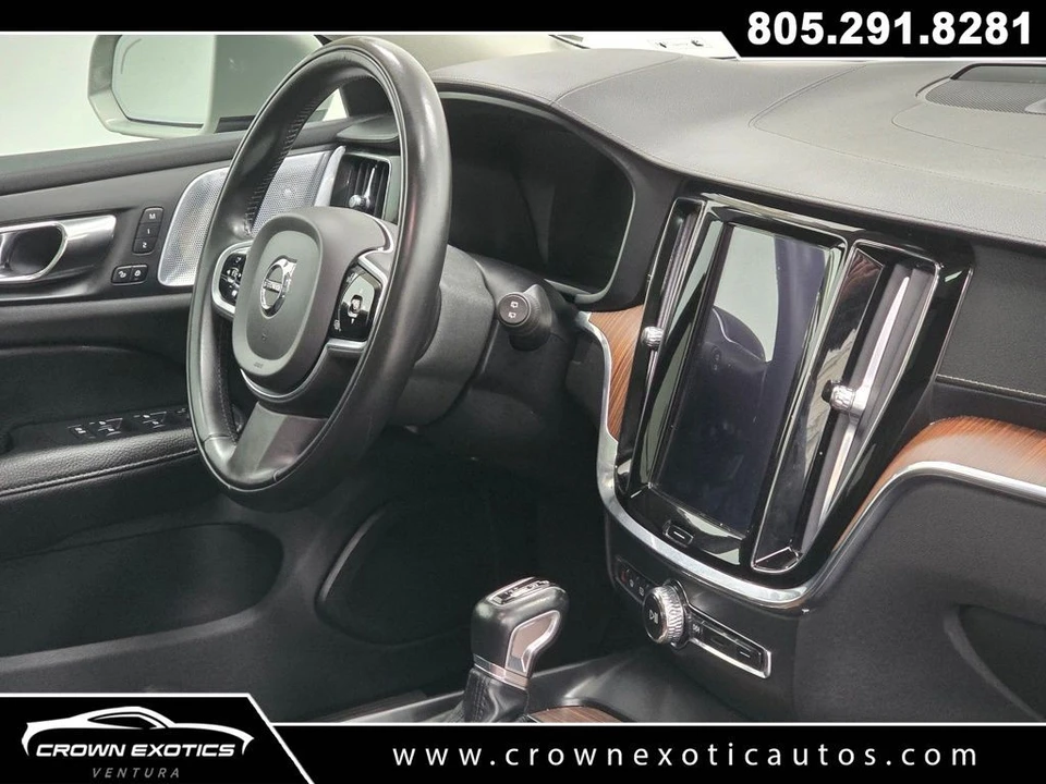 2020 Volvo V60 2nd Gen - Image 11 of 12