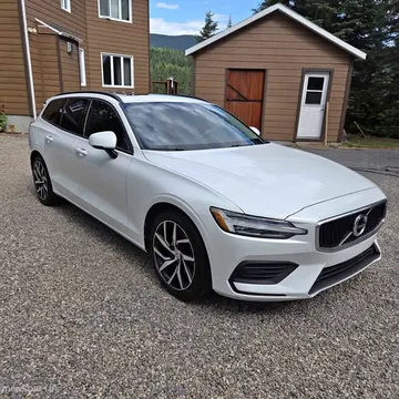 2020 Volvo V60 T6