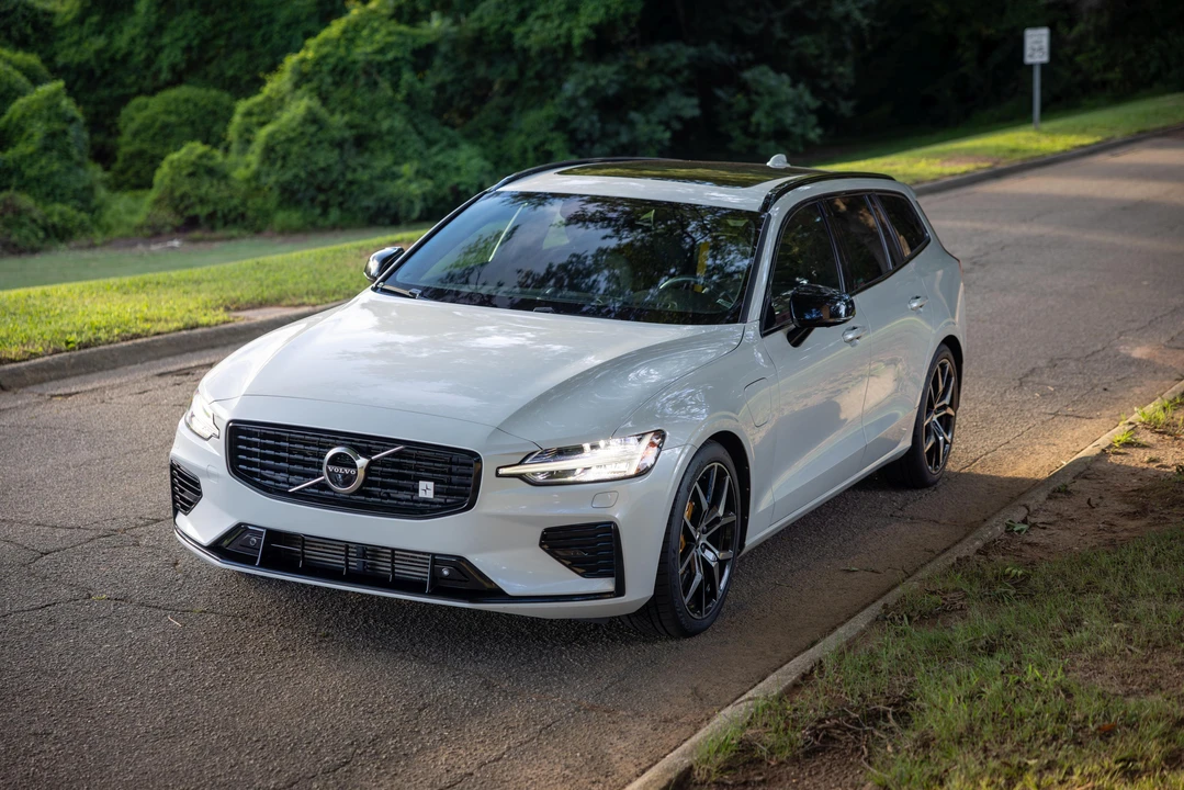2020 Volvo V60 2nd Gen - Image 7 of 31