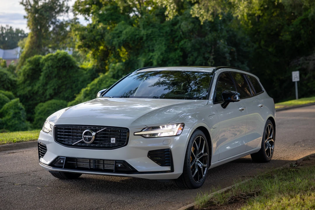 2020 Volvo V60 2nd Gen - Image 6 of 31