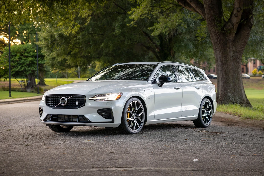 2020 Volvo V60 2nd Gen - Image 8 of 31